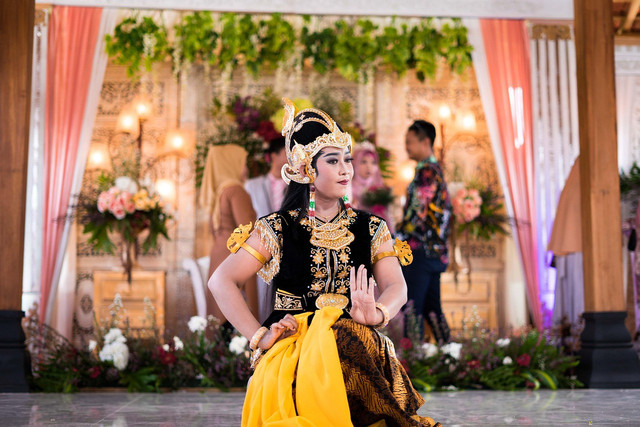 Ilustrasi Tari Tradisional di Indonesia. Foto: Pixabay.
