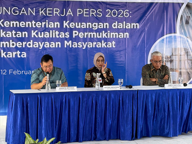 Direktur Utama PT SMF, Ananta Wiyogo, dalam Media Briefing Kunjungan Kerja Pers 2026 di Wilayah Sangkrah, Solo, Jawa Tengah (12/2/2025). Foto: Najma Ramadhanya/kumparan