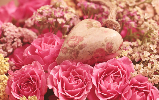 Ilustrasi Promo Valentine 2026 Makanan dan Minuman. Foto: Pixabay/NoName_13