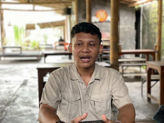 Penasihat hukum 7 terdakwa kasus pengeroyokan 2 remaja di angkringan Sleman, Raditya Elang Wijaya. Foto: Pandangan Jogja/Resti Damayanti