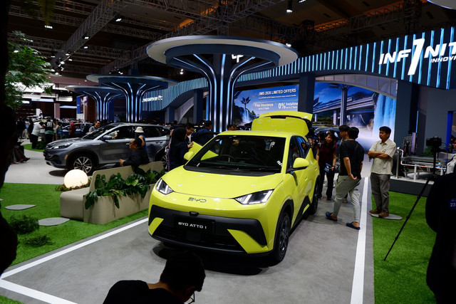 Mobil listrik BYD di IIMS 2026. Foto: Sena Pratama/kumparan