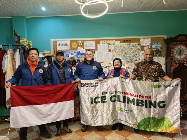 KBRI Beijing turut bangga atas keberhasilan misi  panjat es (ice climbing) Tim ekspedisi merah putih Indonesia di gunung Siguniang, Provinsi Sichuan, Tiongkok, 4-13 Februari 2026. Foto: Dok. KBRI Beijing