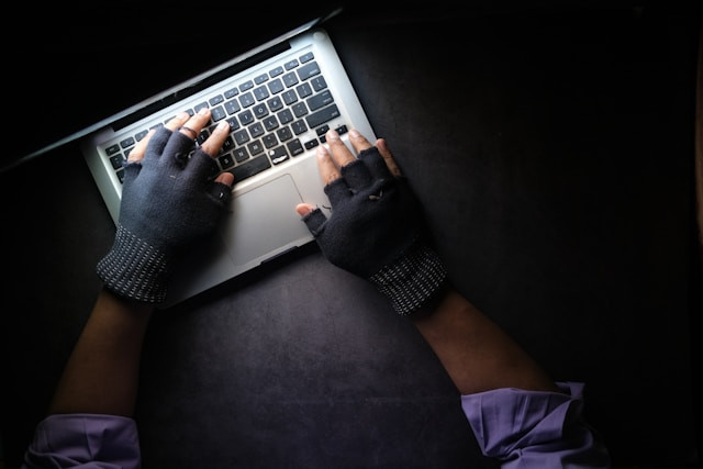 Tindak Pidana Cyber Crime: Definisi, Dasar Hukum, dan Upaya Penanganan. Sumber: unsplash.com