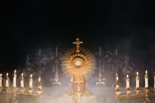 Ilustrasi surat gembala prapaskah 2026. Foto: Jacob Bentzinger/Unsplash