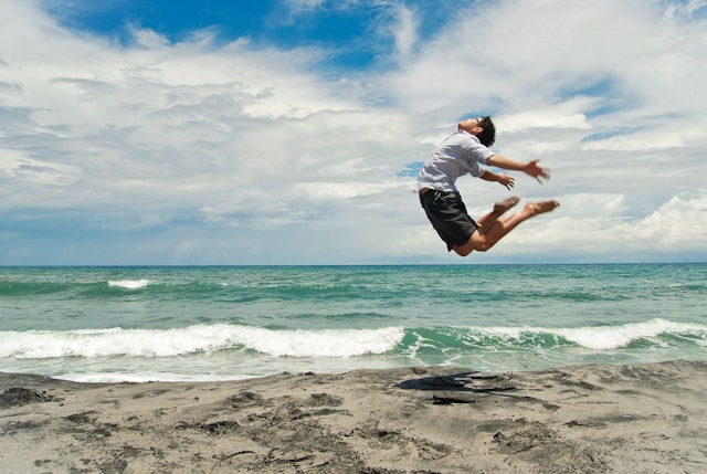 Happy handsome day 2026 kapan. Foto: Karl Raymund Catabas / Unsplash