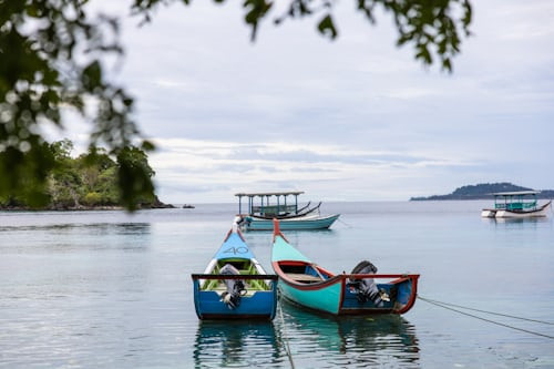 Ilustrasi Batas Laut Teritorial adalah, Foto: Unsplash/Mitch Hodiono