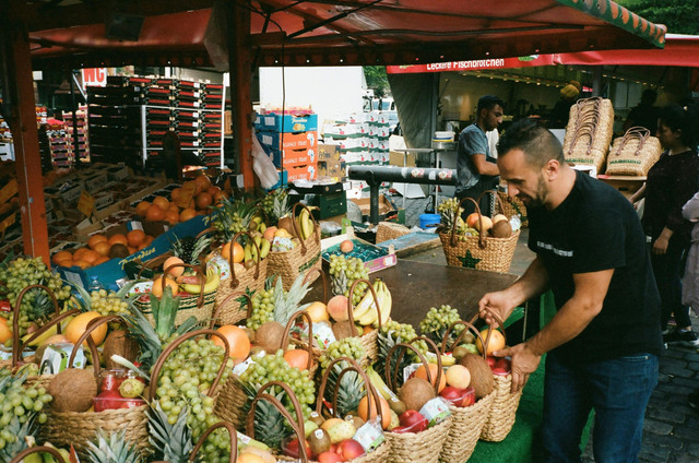 Ilustrasi pasar. Foto: Pexels/Darya Sannikova