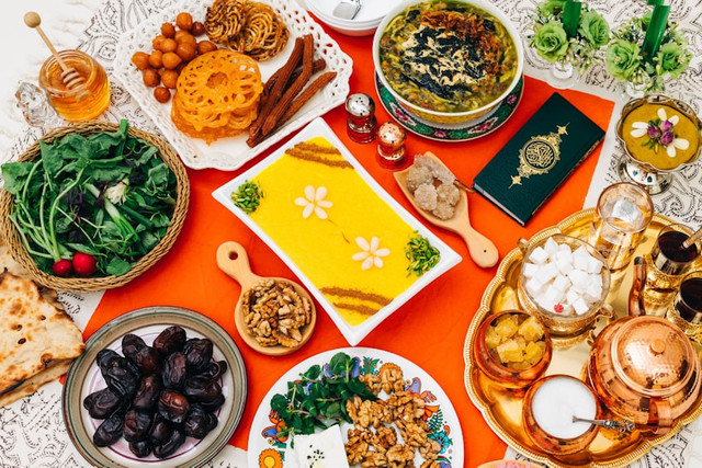 Ilustrasi buka puasa di hotel. Foto: Unsplash