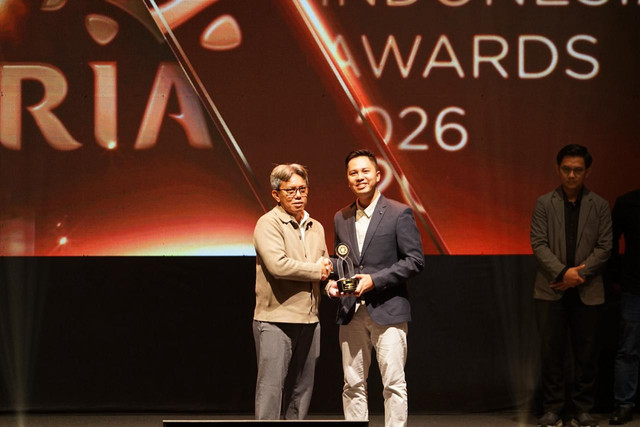 Penghargaan diberikan kepada Telkom Solution pada ajang PR Indonesia Awards 2026. Foto: dok. Telkom