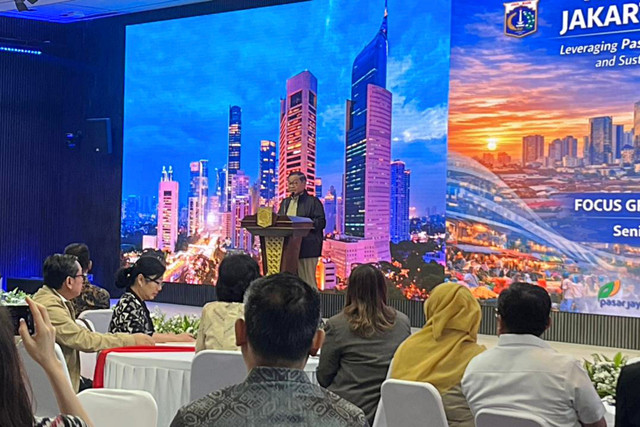 Gubernur DKI Jakarta, Pramono Anung dalam acara FGD Transforming Jakarta's Markets di Balai Kota, Gambir, Jakarta Pusat, Senin (23/2). Foto: Nasywa Athifah/kumparan