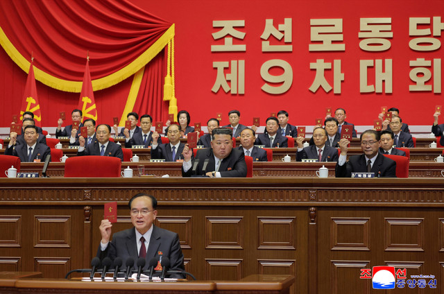 Pemimpin Korea Utara Kim Jong-un berpartisipasi dalam Kongres Kesembilan Partai Buruh Korea (WPK) di mana ia terpilih kembali sebagai sekretaris jenderal, di Pyongyang, Korea Utara, 22 Februari 2026. Foto: KCNA via REUTERS