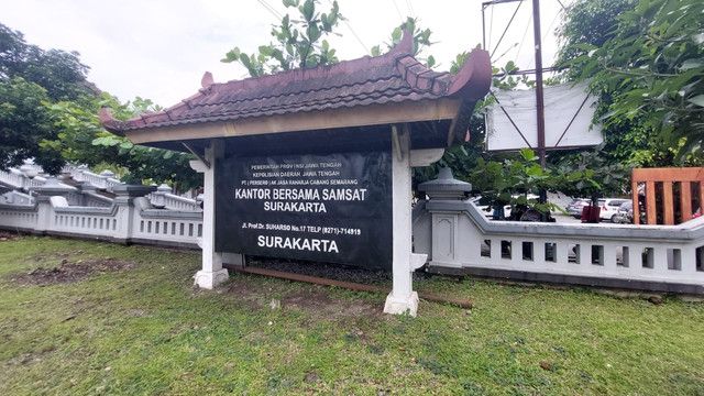 Kantor Bersama Samsat Surakarta (Samsat Solo), Senin (23/2/2026). Foto: kumparan