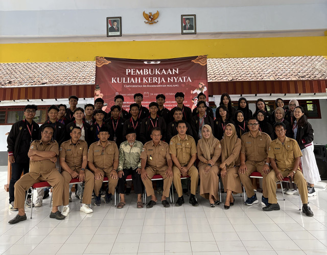 Monitoring dan Evaluasi KKN untuk Penguatan Ekonomi Kreatif Desa Lebakharjo