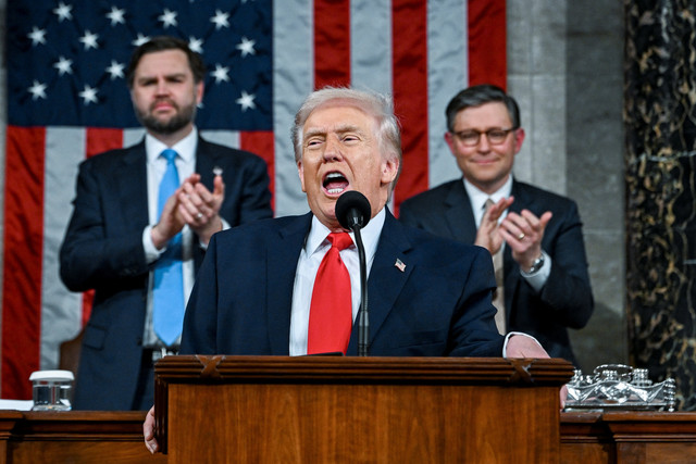 Presiden AS Donald Trump menyampaikan pidato kenegaraan di Gedung Capitol AS di Washington DC pada Rabu (25/2). Foto: Kenny Holston/The New York Times/HO via Reuters
