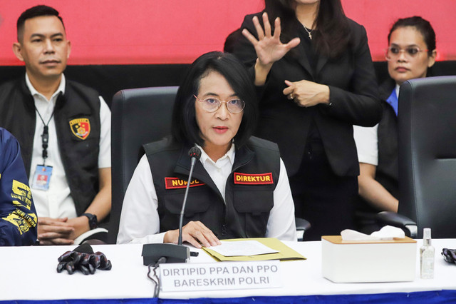 Direktur Tindak Pidana PPA-PPO Bareskrim Polri, Nurul Azizah memberikan paparannya dalam konferensi pers di Mabes Polri, Jakarta, Rabu (25/2/2026). Foto: Iqbal Firdaus/kumparan