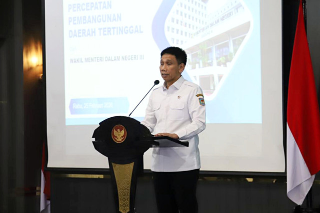 Wamendagri Akhmad Wiyagus dalam Rakor Percepatan Pembangunan Daerah Tertinggal di kantor Kemendes PDT, Jakarta, Rabu (25/2/2026). Foto: Dok. Kemendagri