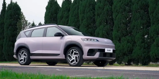 Mobil listrik Hyundai Elexio yang dikembangkan di China. Foto: Hyundai