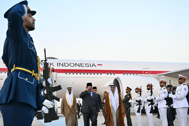 Presiden Prabowo Subianto tiba di Abu Dhabi, Rabu, 25 Februari 2026. Foto: Foto: Cahyo - Biro Pers Sekretariat Presiden