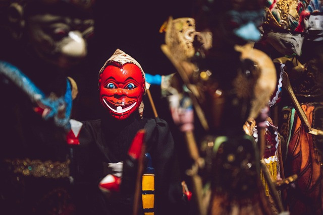 Cepot, tokoh utama dalam wayang golek khas suku Sunda dari Jawa Barat. Sumber foto: pixabay.com
