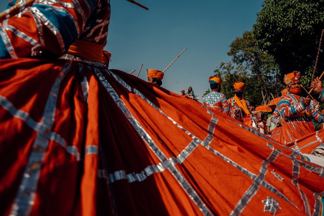 Ilustrasi Tari kreasi daerah adalah  . Foto: Unsplash/Vidit Goswami