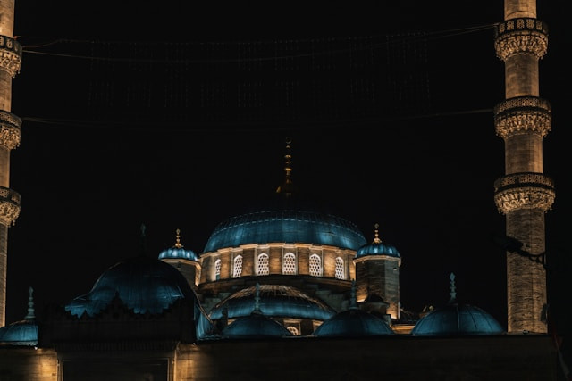 Ilustrasi kapan malam Lailatul Qadar 2026. Foto: Büşra Salkım/Unsplash