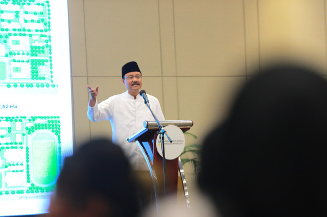 Menteri Sosial Saifullah Yusuf (Gus Ipul) menghadiri pembukaan kegiatan Percepatan Penyusunan SKP dan Penguatan Manajemen ASN Bagi Guru Sekolah Rakyat di Tangerang, Kamis (26/2/2026). Foto: Kemensos RI