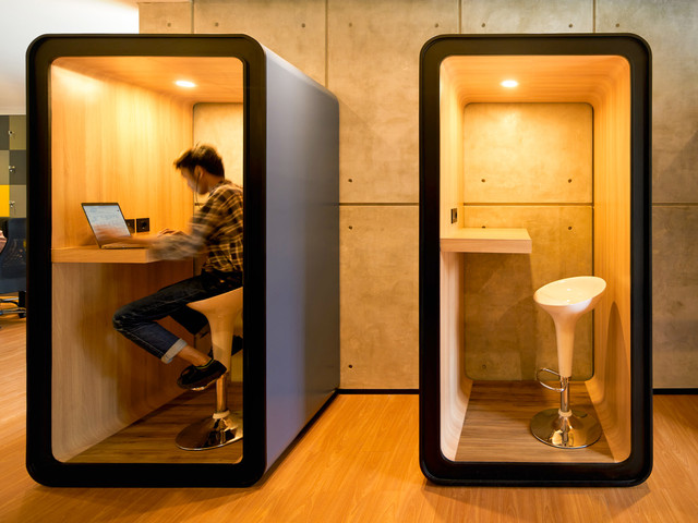 Area kerja untuk satu orang, di Excowork Jogja. Foto: Dok. Excowork Jogja