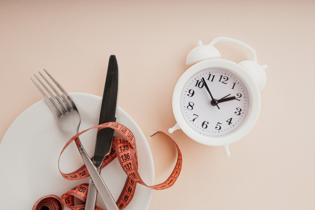Ilustrasi puasa bikin berat badan turun Foto: Nefedova Tanya/Shutterstock
