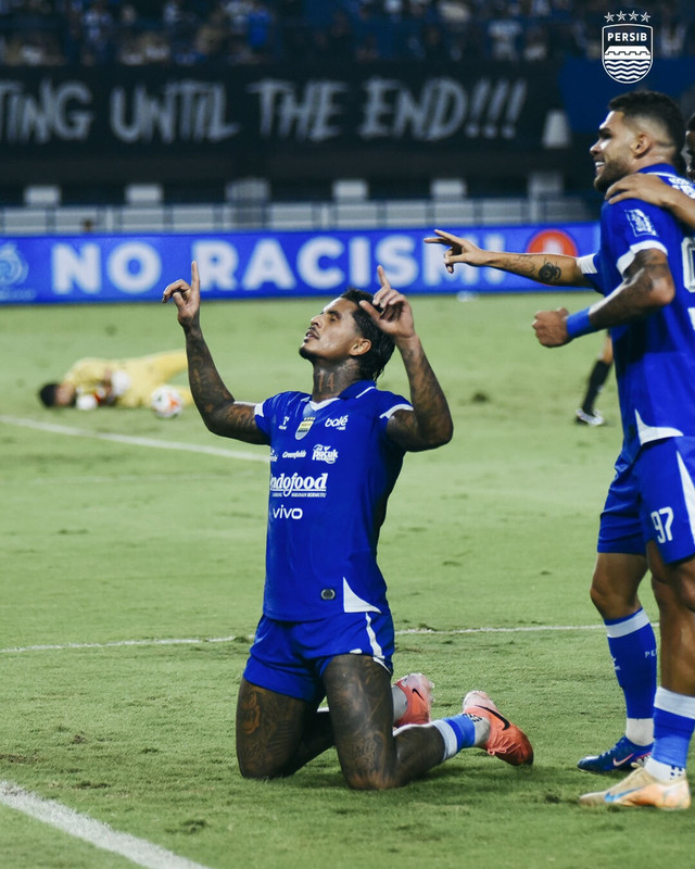 Persib Bandung vs Madura United dalam laga lanjutan Super League 2025/26 di Stadion Gelora Bandung Lautan Api pada Kamis (26/2). Foto: Dok. Instagram @persib