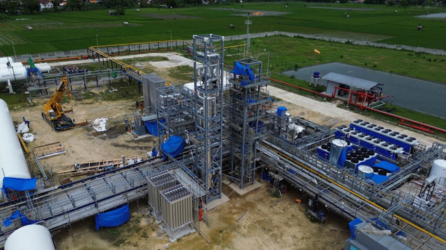 Pembangunan Pabrik OLNG, LPG, dam Kondensat oleh PT Sumber Aneka Gas yang terintegrasi & merupakan Pabrik LNG ke-2 di Pulau Jawa &  OLNG Terbesar di Pulau Jawa. Foto: Dok. SKK Migas