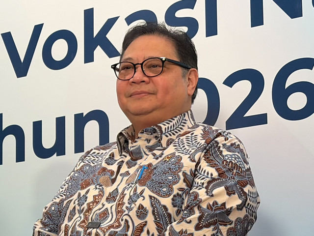 Menteri Koordinator Bidang Perekonomian, Airlangga Hartarto, menyatakan tarif resiprokal Amerika Serikat (AS) untuk Indonesia kini mengikuti tarif global sebesar 15 persen yang ditetapkan Presiden AS Donald Trump, naik dari sebelumnya 10 persen. Foto: Najma Ramadhanya/kumparan