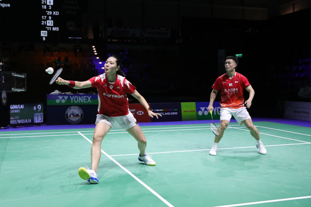 Gloria Emanuelle Widjaja dan pasangannya asal Singapura, Hee Yong Kai Terry, saat berlaga di German Open 2026. Foto: Dok. PBSI