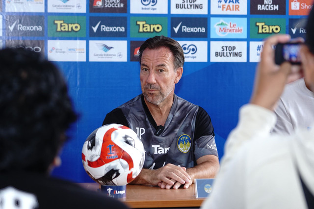 Pelatih PSIM Jogja, Jean-Paul van Gastel. Foto: Dok. PSIM Jogja