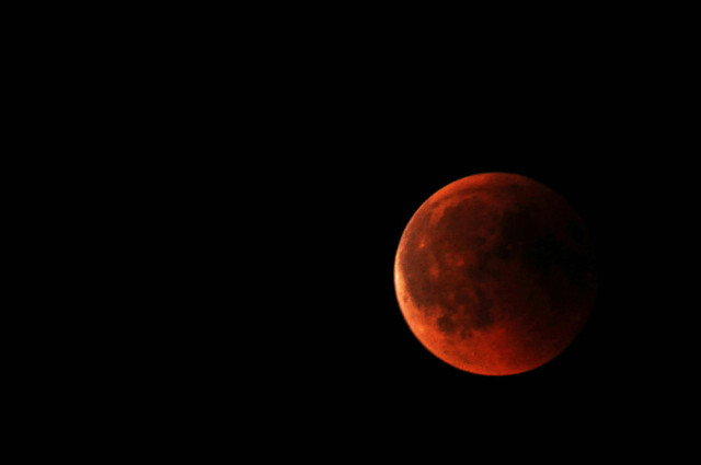 Ilustrasi Blood Moon 3 Maret 2026, Unsplash/Stephan H.