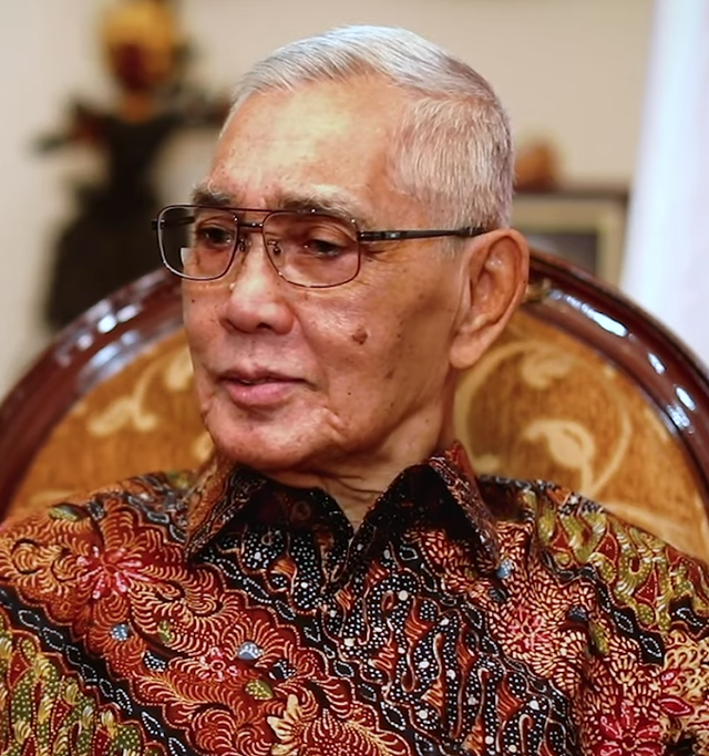 Try Sutrisno dalam wawancara khusus dengan Sekretariat Presiden pada 2020. Foto: Youtube/@ Sekretariat Presiden