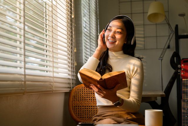 Ilustrasi perempuan. Foto: PaeGAG/Shutterstock 