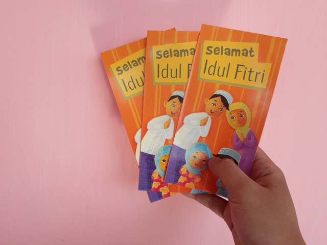  Ilustrasi amplop cantik yang digunakan untuk menempatkan uang bagi anak-anak kecil saat Lebaran Foto: Shutterstock