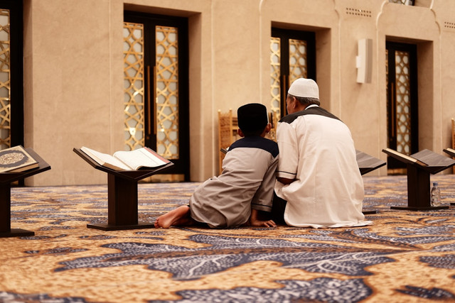 Ilustrasi akhlakul karimah disebut juga dengan apa. Foto: Unsplash.com/Aldin Nasrun
