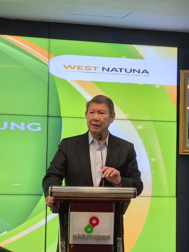 CEO Arsari Group Hashim Djojohadikusumo dalam implementasi FID Blok Duyung di SKK Migas. Dok. SKK Migas