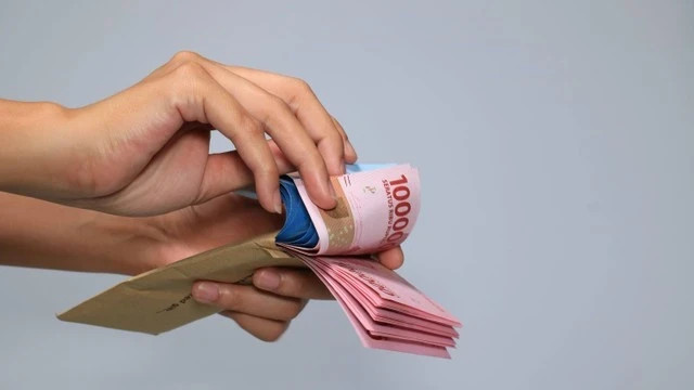 Ilustrasi kapan THR PPPK 2026 cair. Foto: Melimey/Shutterstock
