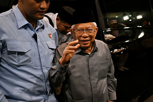 Wakil Presiden ke-13 Maruf Amin (kanan) hadir untuk bersilahturahmi dengan Presiden Prabowo Subianto di Kompleks Istana Kepresidenan, Jakarta, Selasa (3/3/2026). Foto: Bayu Pratama S/ANTARA FOTO