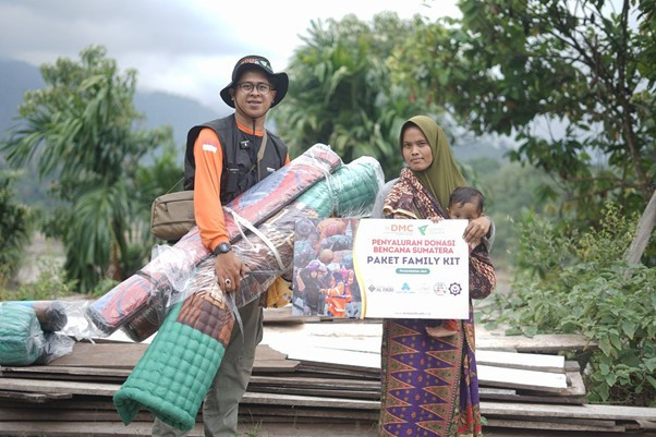 Dompet Dhuafa salurkan bantuan berupa family kit ke Kampung Rusip, Bener Meriah, Aceh. Foto: dok. Dompet Dhuafa