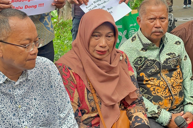 Agustin, korban CPNS bodong anak Nia Daniaty di Pengadilan Negeri Jakarta Selatan, Rabu (4/3). Foto: Salsha Okta Fairuz/kumparan