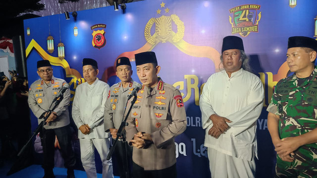 Kapolri Jenderal Listyo Sigit Prabowo usai menghadiri agenda Silaturahmi Ramadan di Mapolda Jawa Barat, Rabu (4/3/2026). Foto: Abisatya/kumparan