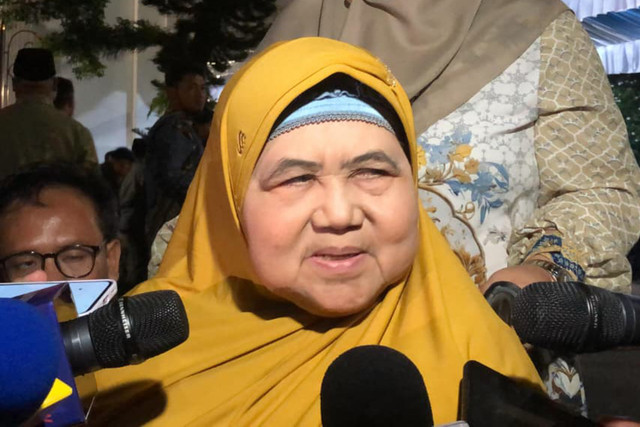 Mamah Dedeh atau Dedeh Rosidah usai pertemuan antara Presiden Prabowo Subianto dengan para ulama di Istana Kepresidenan Jakarta, Kamis (5/3/2026). Foto: Zamachsyari/kumparan