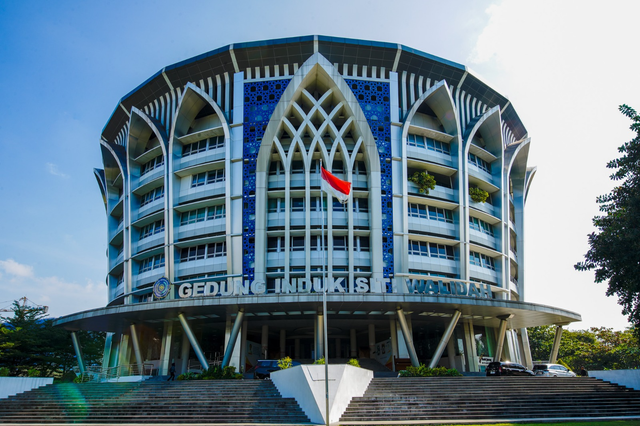 Gedung Induk Siti Walidah Universitas Muhammadiyah Surakarta