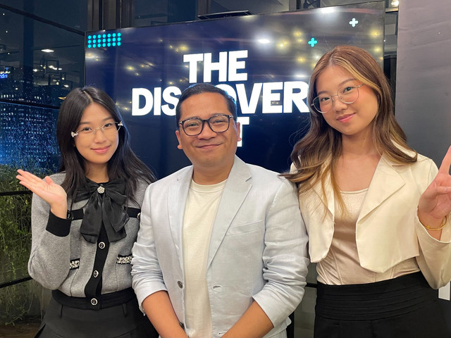 Kreator TikTok Irene Suwandi, Communications Lead TikTok Indonesia Edwin Lengkei, dan Kreator TikTok Andrea Novia saat acara temu media Dari Indonesia ke Dunia: Merayakan Dampak Global Kreator Lokal di TikTok Discover List 2026, Jumat (6/3/2026).  Foto: Salsha Okta Fairuz/kumparan