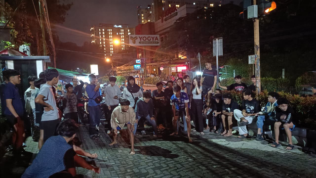Kegiatan Runmadan di kawasan Kampus Unpar, Sabtu (7/3). Foto: Abisatya/kumparan