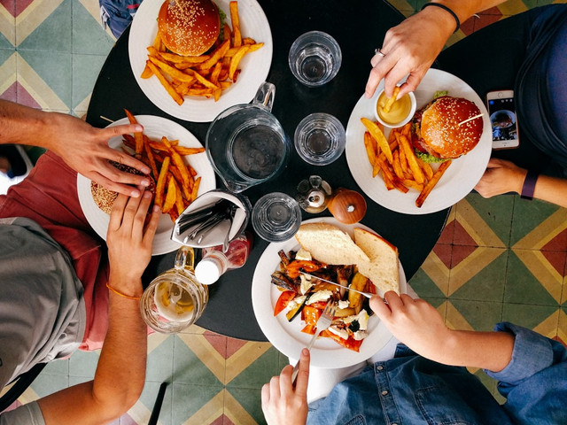 Ilustrasi Menu Mattea Social Space Blok M,Foto:Unsplash/Dan Gold