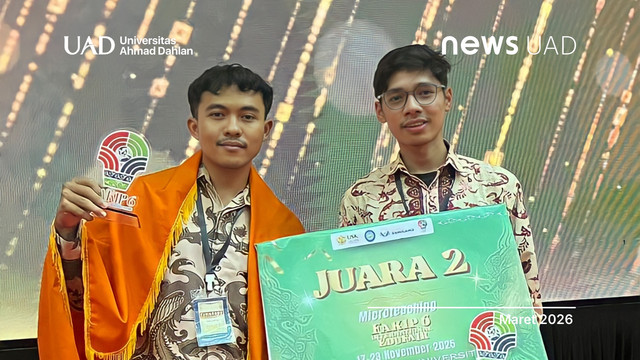 Tim Microteaching Universitas Ahmad Dahlan (UAD) juara 2 dalam ajang FAKIP 6 International Edufair (Foto. Dio Fahmi)